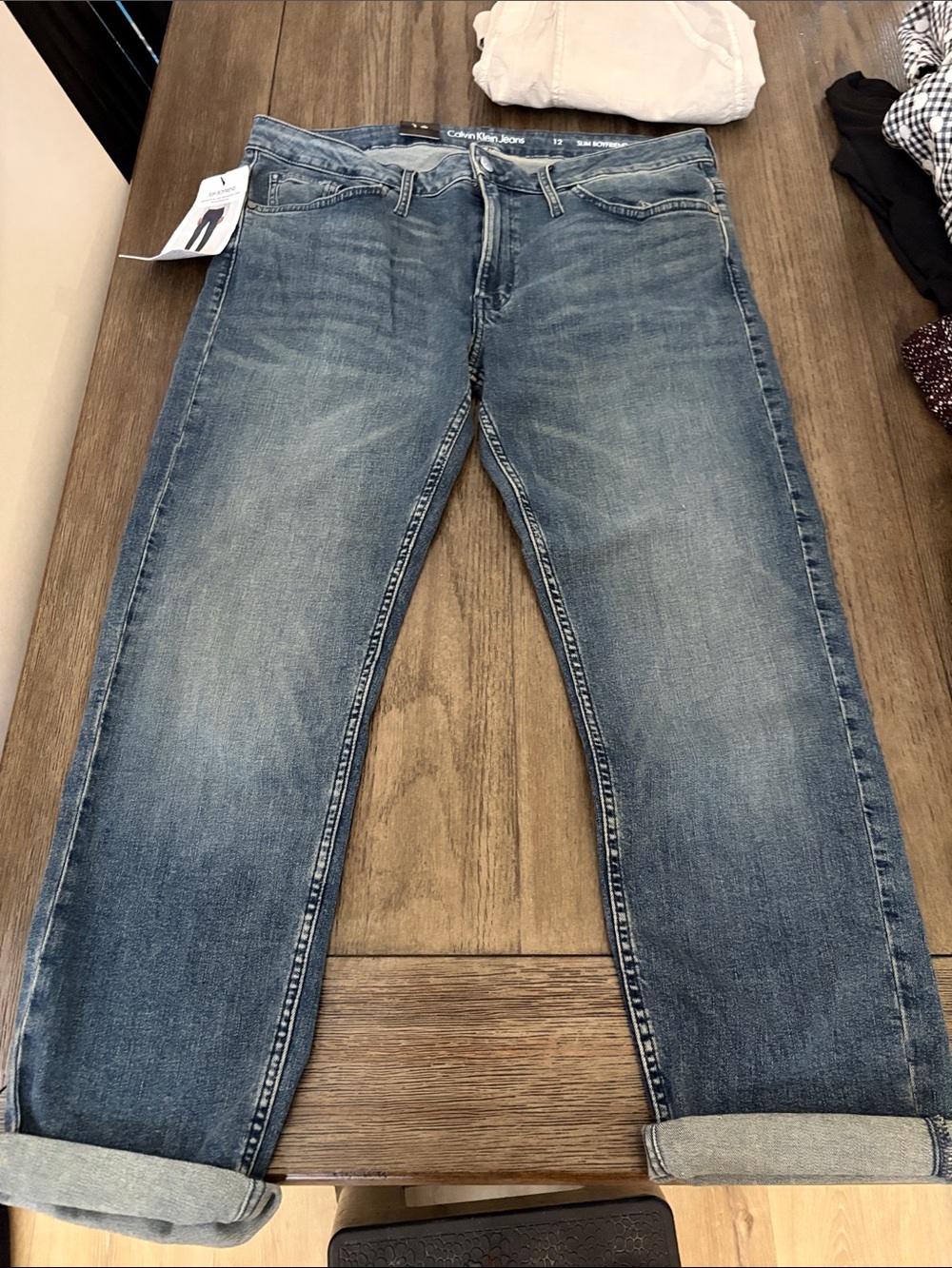 Calvin Klein women's slim boyfriend jeans